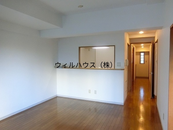 居室・リビング　広々としたリビング！