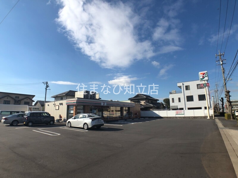 コンビニ　セブンイレブン刈谷矢場町店（コンビニ）まで86m