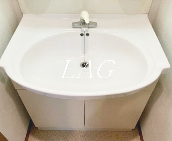 洗面設備　洗面台です。