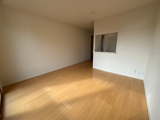 居室・リビング　※別号室のお写真です