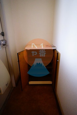 玄関　シューズボックス付き　※参考写真です