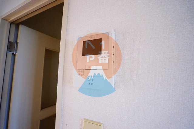 セキュリティ　TVモニターホン付きで安心ですね。　※参考写真です