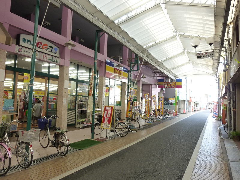 その他　専門店とくあん（その他）まで588m