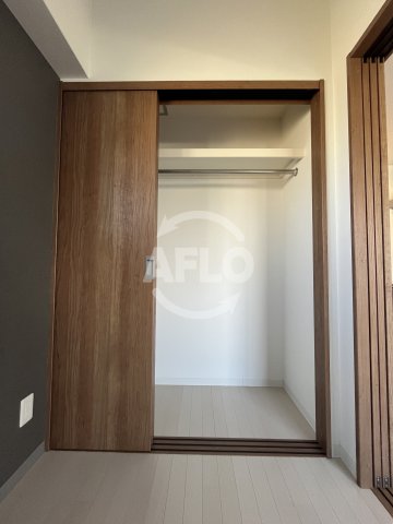 収納　アンフェニXV江坂レジデンス　クローゼット