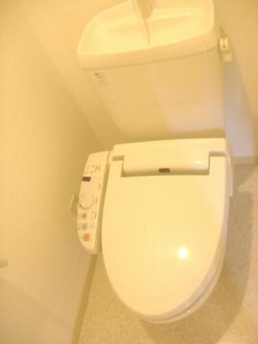 トイレ　ゆったりとした空間のトイレです