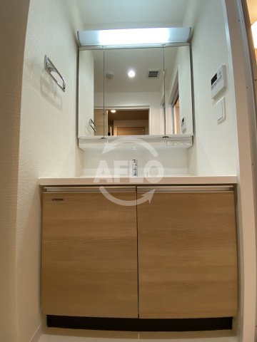 洗面設備　ラルーチェ北梅田　洗面脱衣室