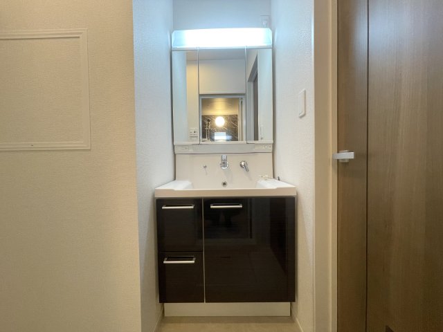 洗面設備　忙しい朝には欠かせない洗面所です