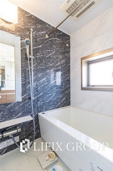 バス・シャワールーム　風呂