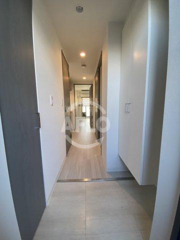 玄関　La Douceur梅田East　玄関