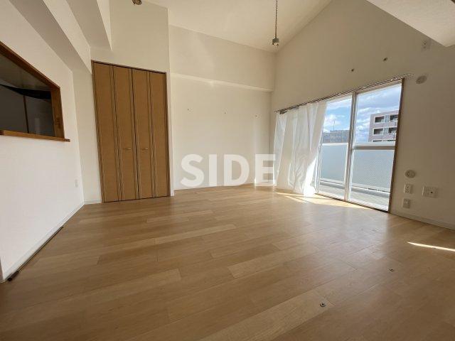 居室・リビング　※別号室参考画像