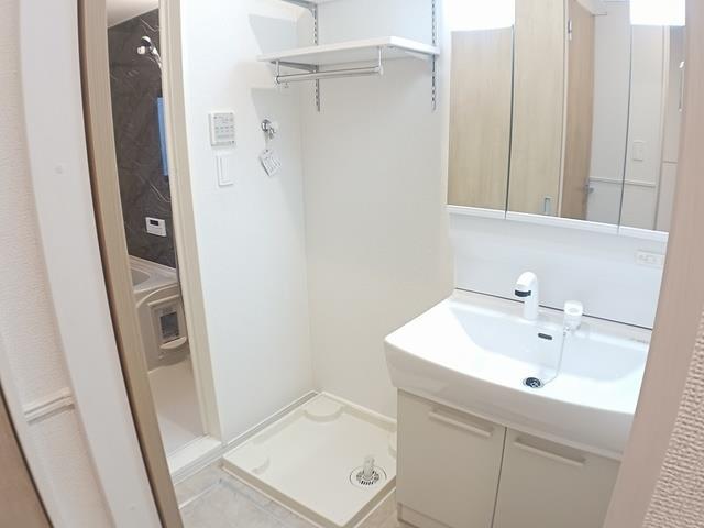 洗面設備　洗面化粧台