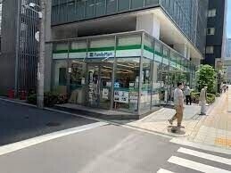 コンビニ　ファミリーマート堂島浜一丁目店（コンビニ）まで154m