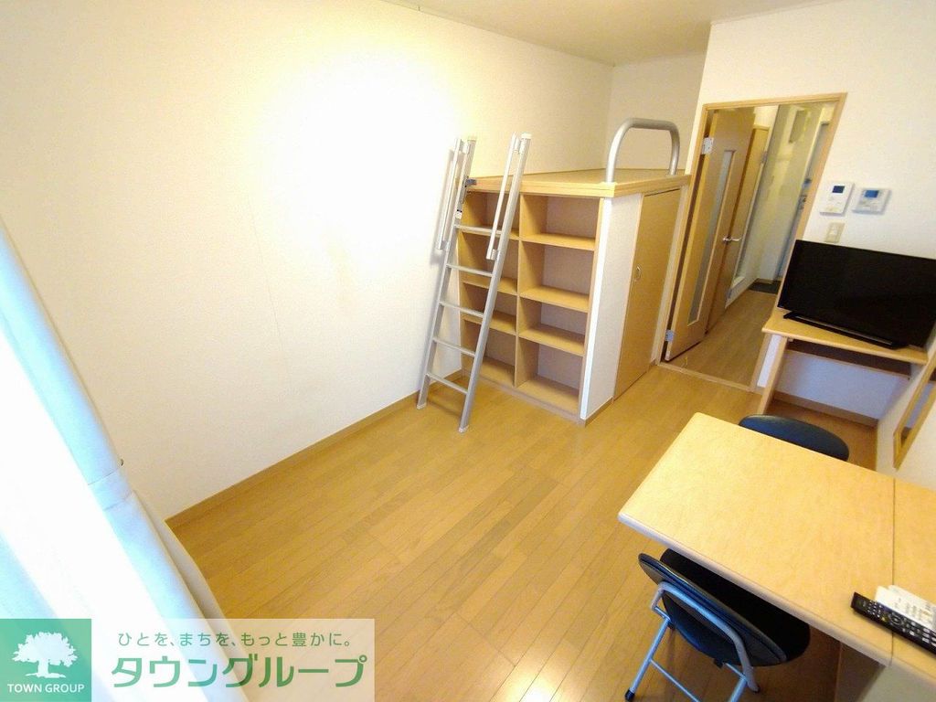 居室・リビング　2階以上は絨毯仕様です。