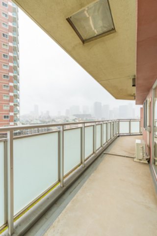 バルコニー　※写真は同タイプ住戸です。