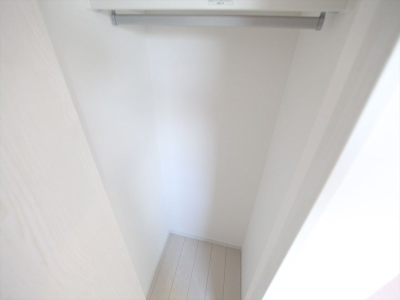 収納　クローゼット付