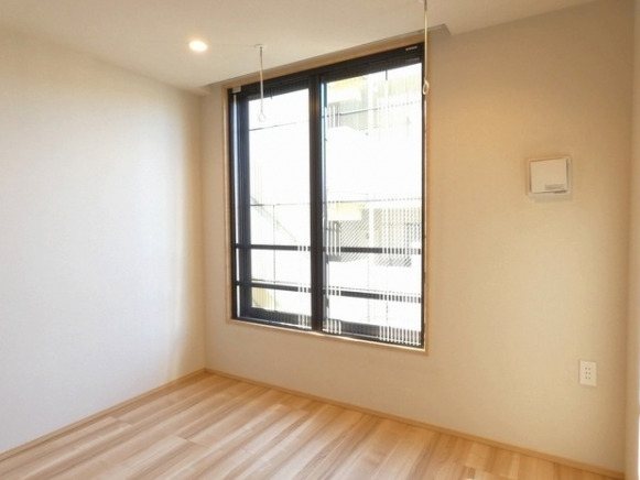 居室・リビング　別号室の参考写真です。