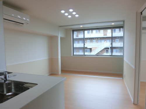 居室・リビング　広々12帖のリビングです♪