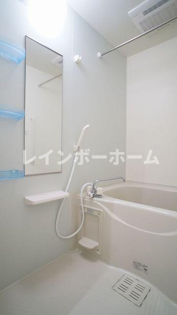 バス・シャワールーム　日々の疲れを癒すお風呂付です