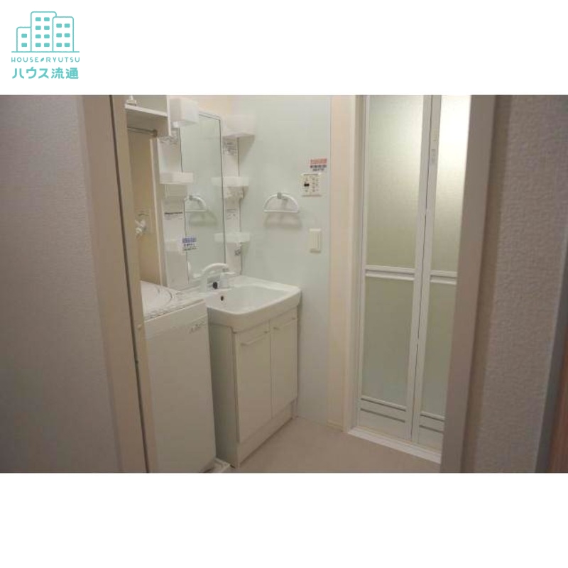 洗面設備　※別号室の写真です