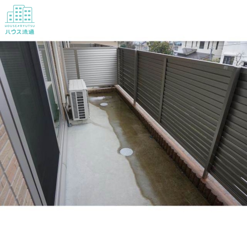 バルコニー　※別号室の写真です