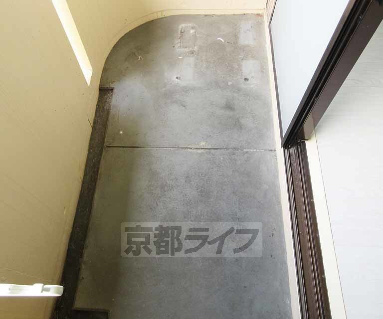 バルコニー　充分な広さ・