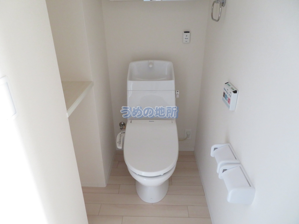 トイレ　トイレ