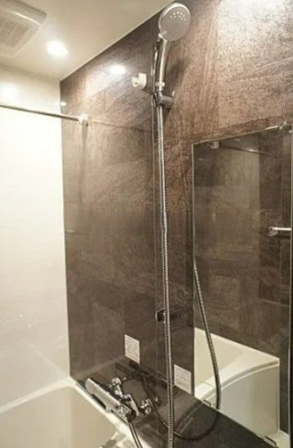 バス・シャワールーム　※反転タイプ