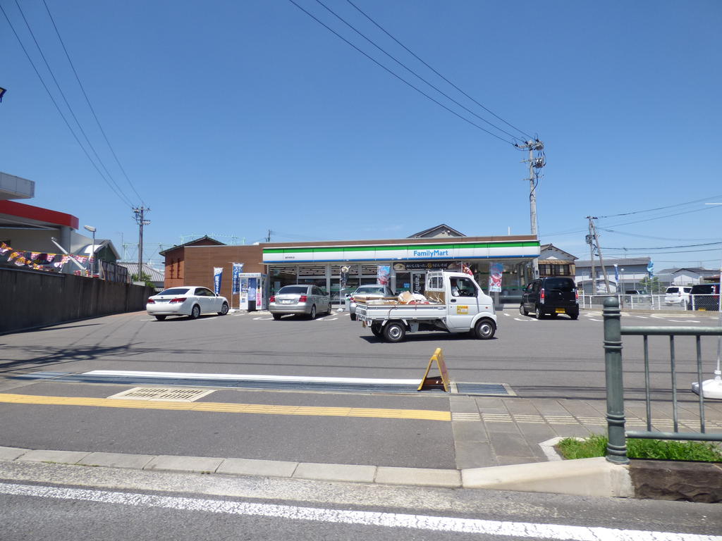 コンビニ　ファミリーマート諫早幸町店（コンビニ）まで292m