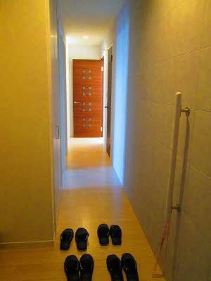 玄関　落ち着いた玄関です