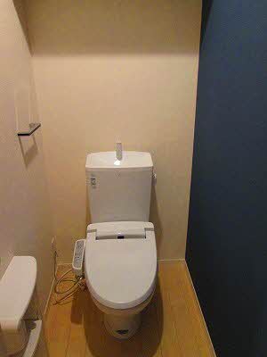 トイレ　落ち着いたトイレです