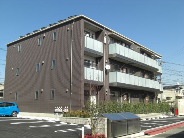 建物外観　落ち着いた雰囲気の外観です