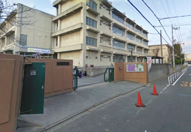 中学校　守口市立錦中学校（中学校）まで602m