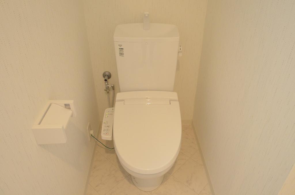 トイレ　シャワー付トイレ