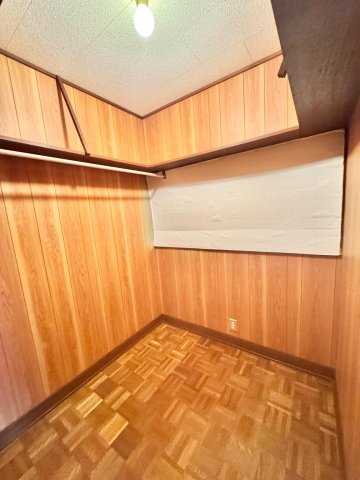 収納　ウォークインクローゼット