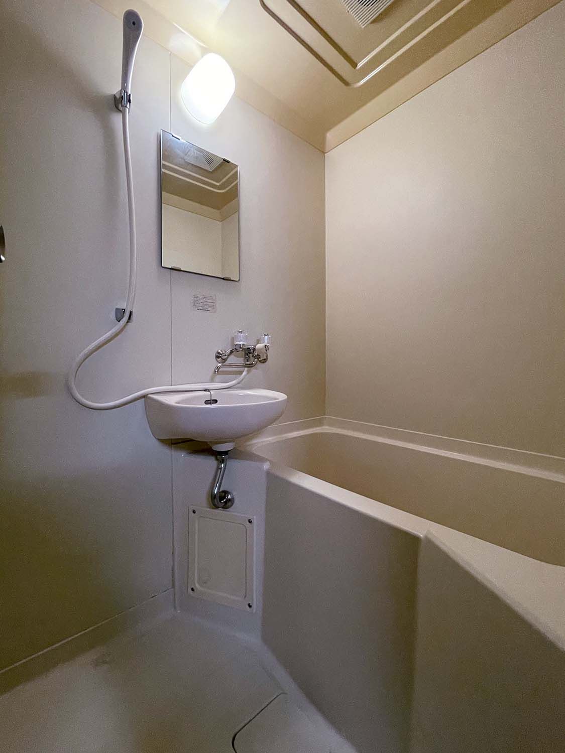 バス・シャワールーム