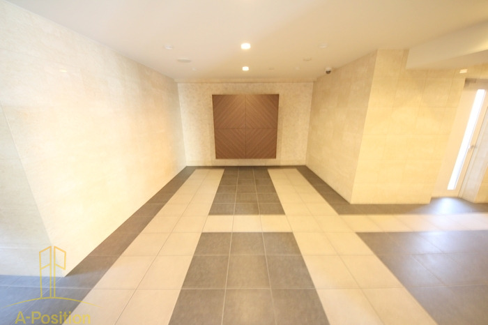 エントランス　プレサンス福島ニューゲート