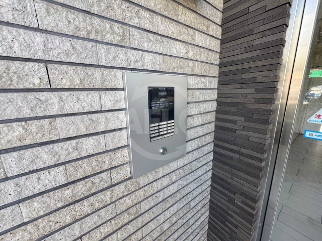 セキュリティ　ルシア新大阪　オートロック