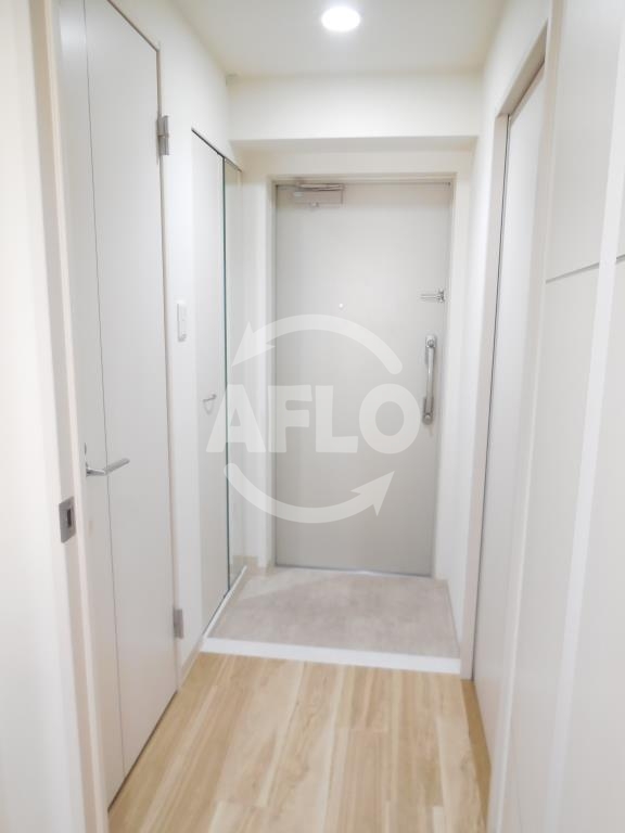 玄関　ルシア新大阪　玄関