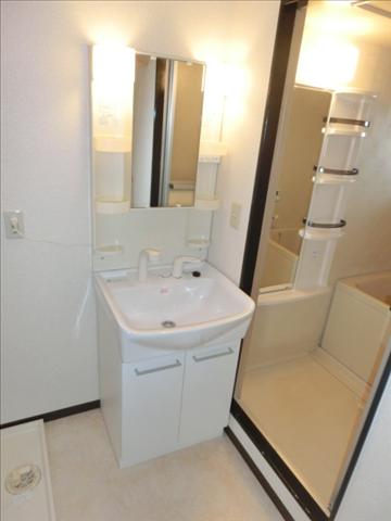 洗面設備　独立洗面台付き