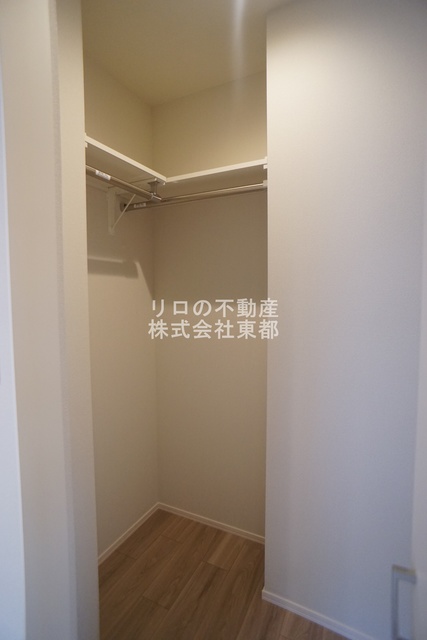 収納　ウォークインクローゼット収納！室内を広くご活用いただけます☆