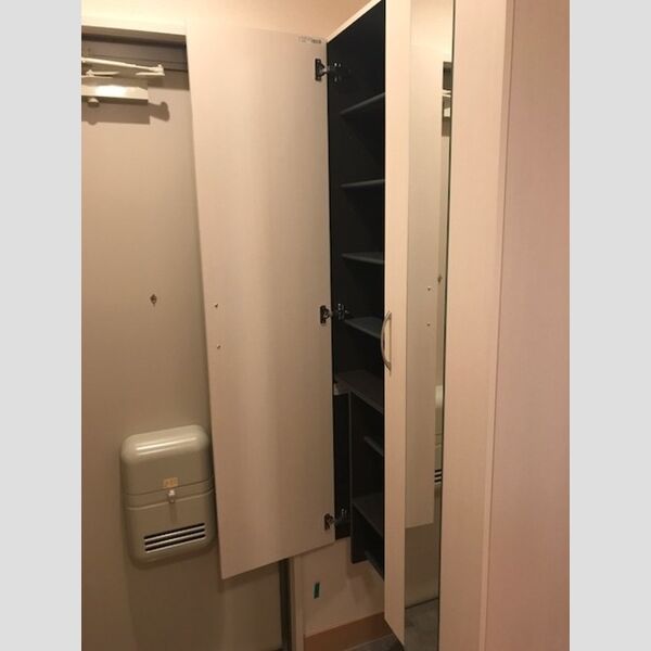 玄関　シューズボックス