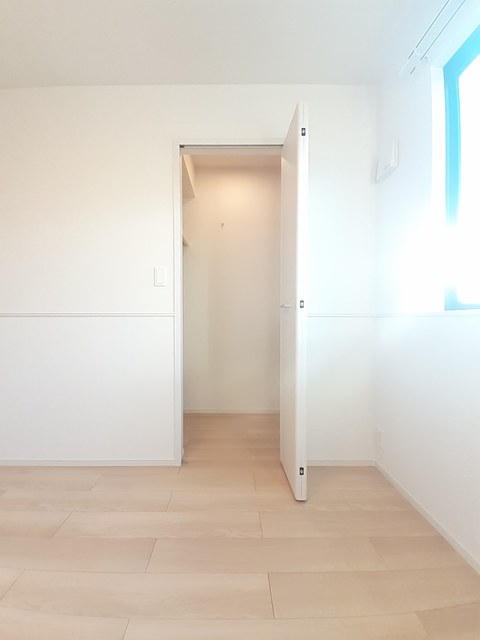 収納　図面と現状に相違がある場合には現状を優先