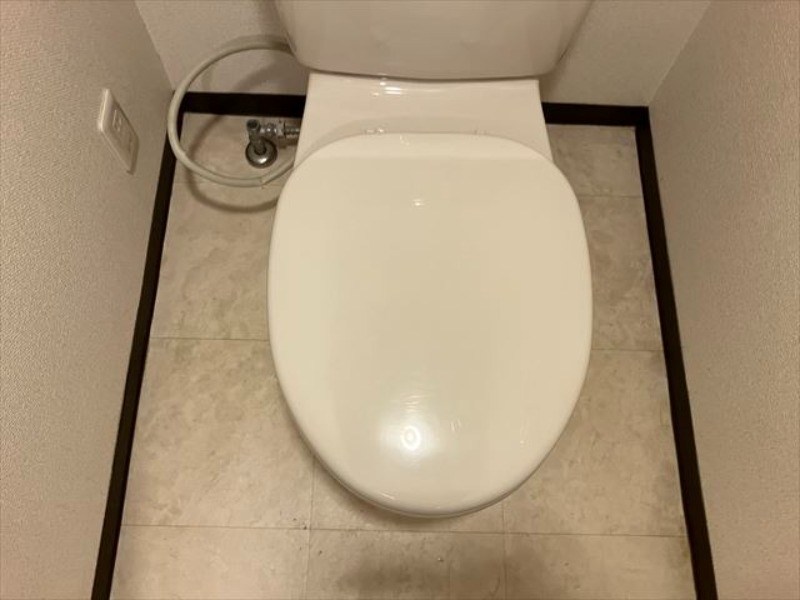 トイレ　別部屋参考写真