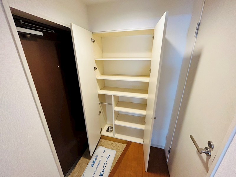 玄関　別部屋参考写真
