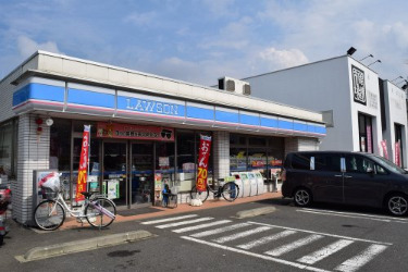 コンビニ　ローソン　川崎生田２丁目店（コンビニ）まで359m