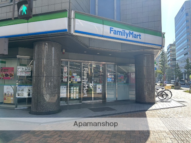 コンビニ　ファミリーマート小倉鍛冶町二丁目店（コンビニ）まで423m