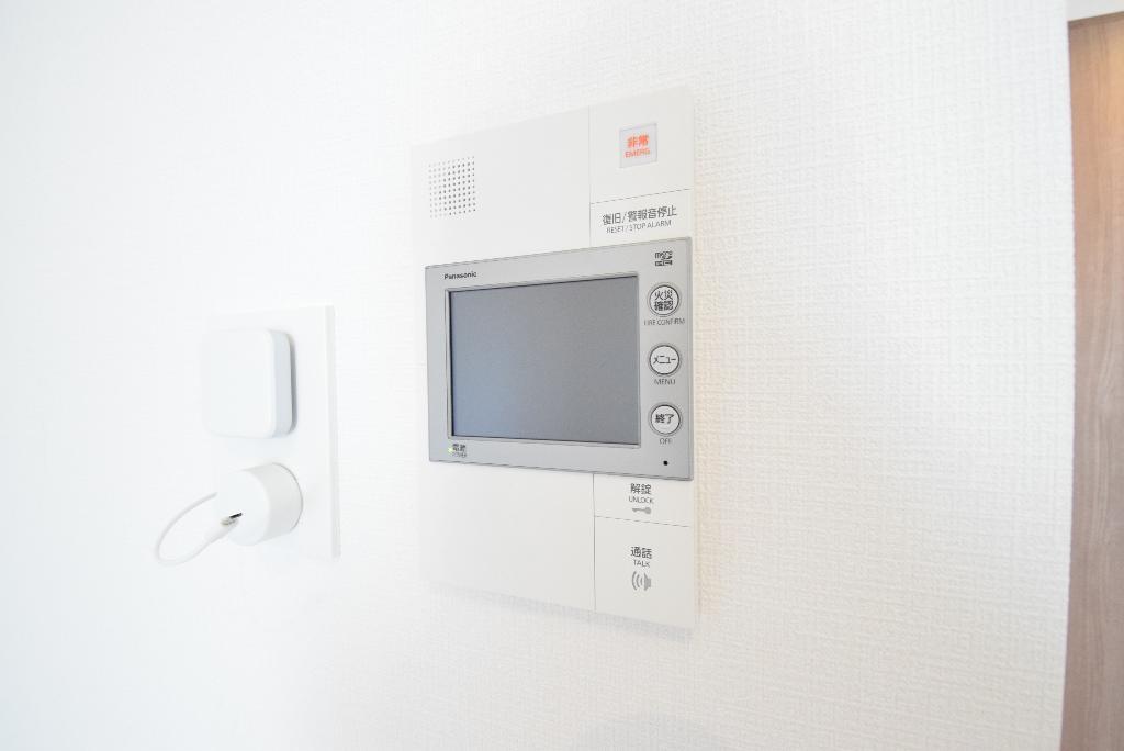 セキュリティ　カメラ付インターホン