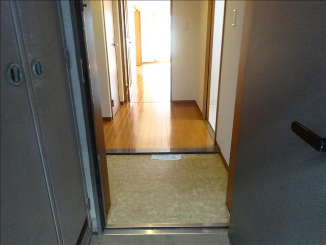 玄関　玄関です。