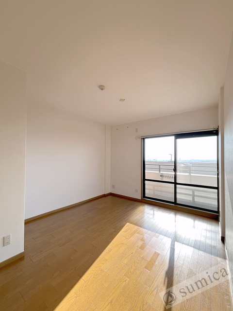 バルコニー　日当たりのいいお部屋です♪