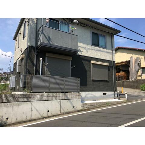 エントランス　お洒落な建物デザイン♪